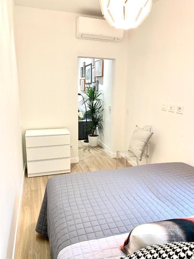 Nr8 - Santa Croce Apartment ฟลอเรนซ์ ภายนอก รูปภาพ